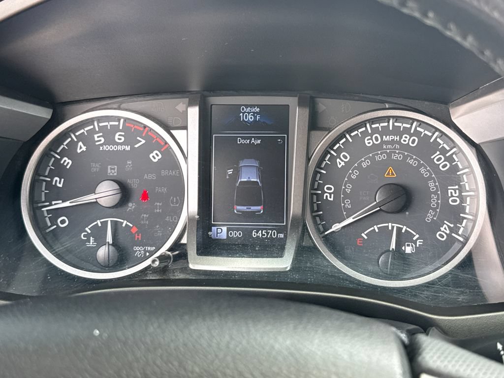 Used 2022 Toyota Tacoma SR5 w/ Technology Package RWD image 17