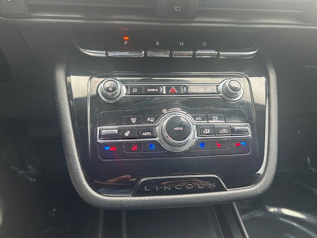 Used 2022 Lincoln Corsair AWD w/ Equipment Group 101A image 25