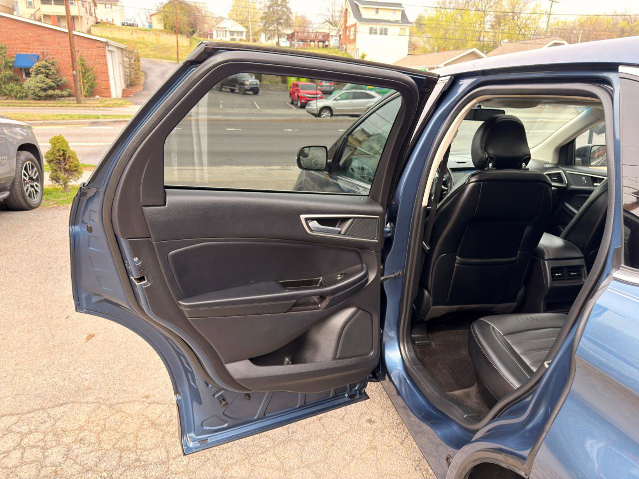 Used 2018 Ford Edge SEL w/ Equipment Group 201A image 12