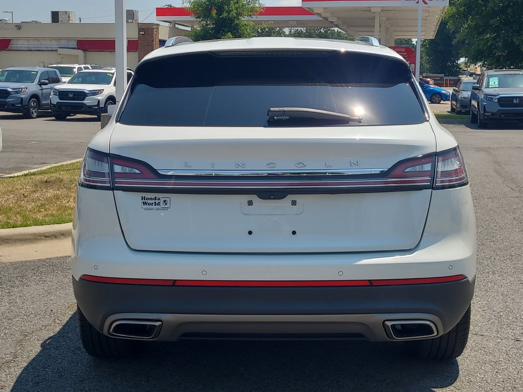 Used 2022 Lincoln Nautilus Reserve w/ Equipment Group 201A FWD image 4