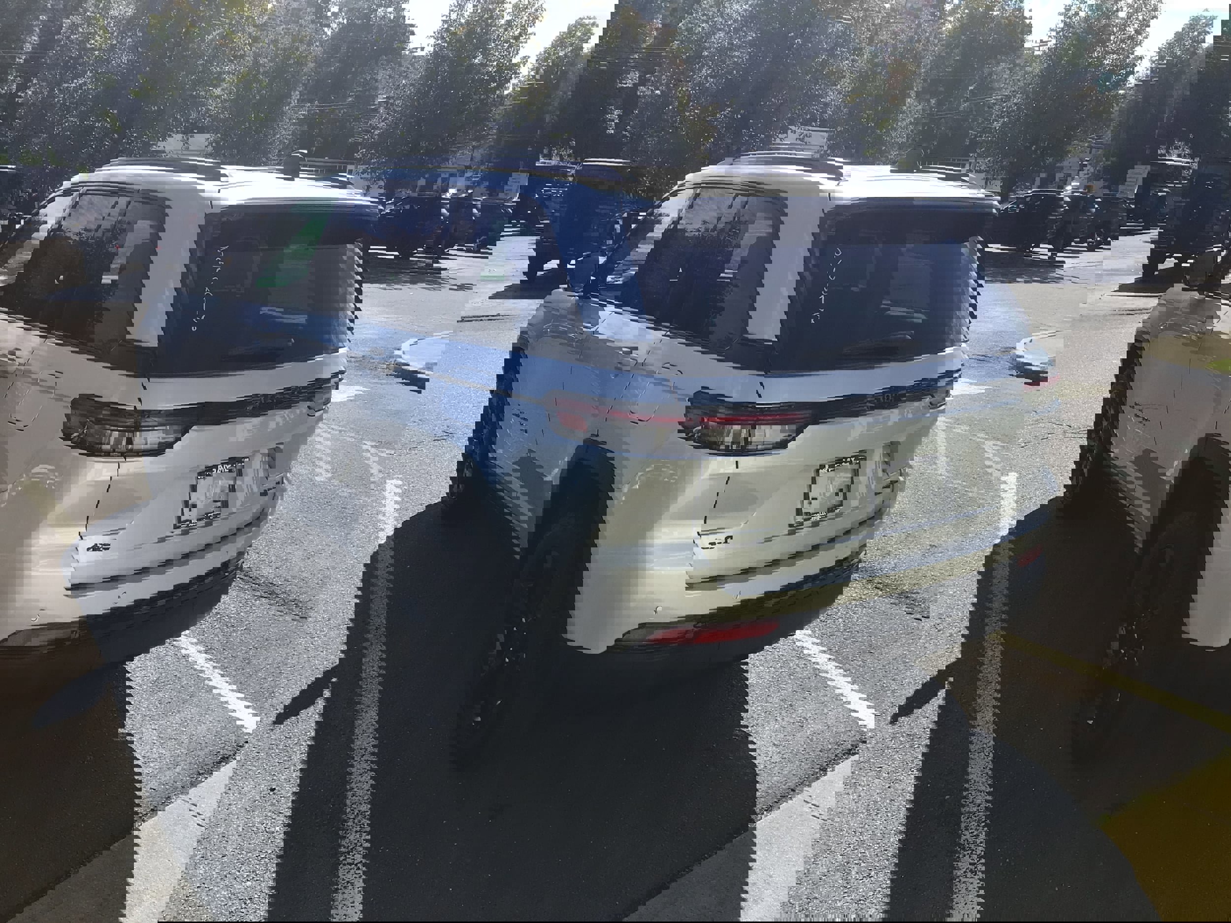 New 2025 Jeep Grand Cherokee Limited w/ Black Appearance Package image 5