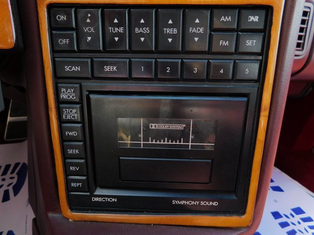 Used 1987 Cadillac Allante image 28