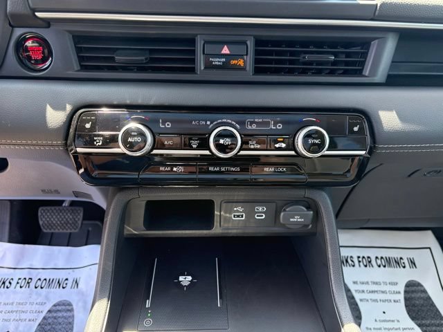Used 2025 Honda Pilot Touring image 20
