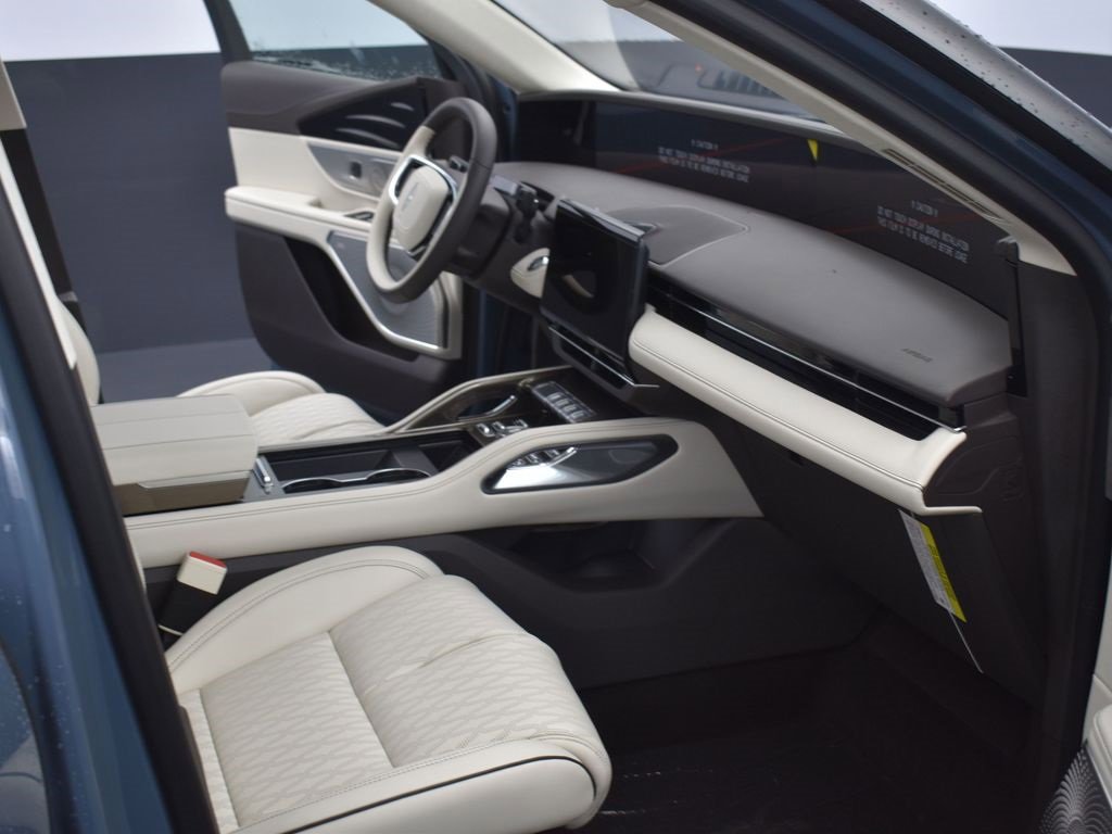 New 2026 Lincoln Nautilus Black Label image 16