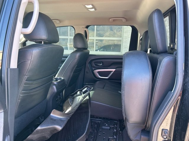 Used 2017 Nissan Titan SL image 23