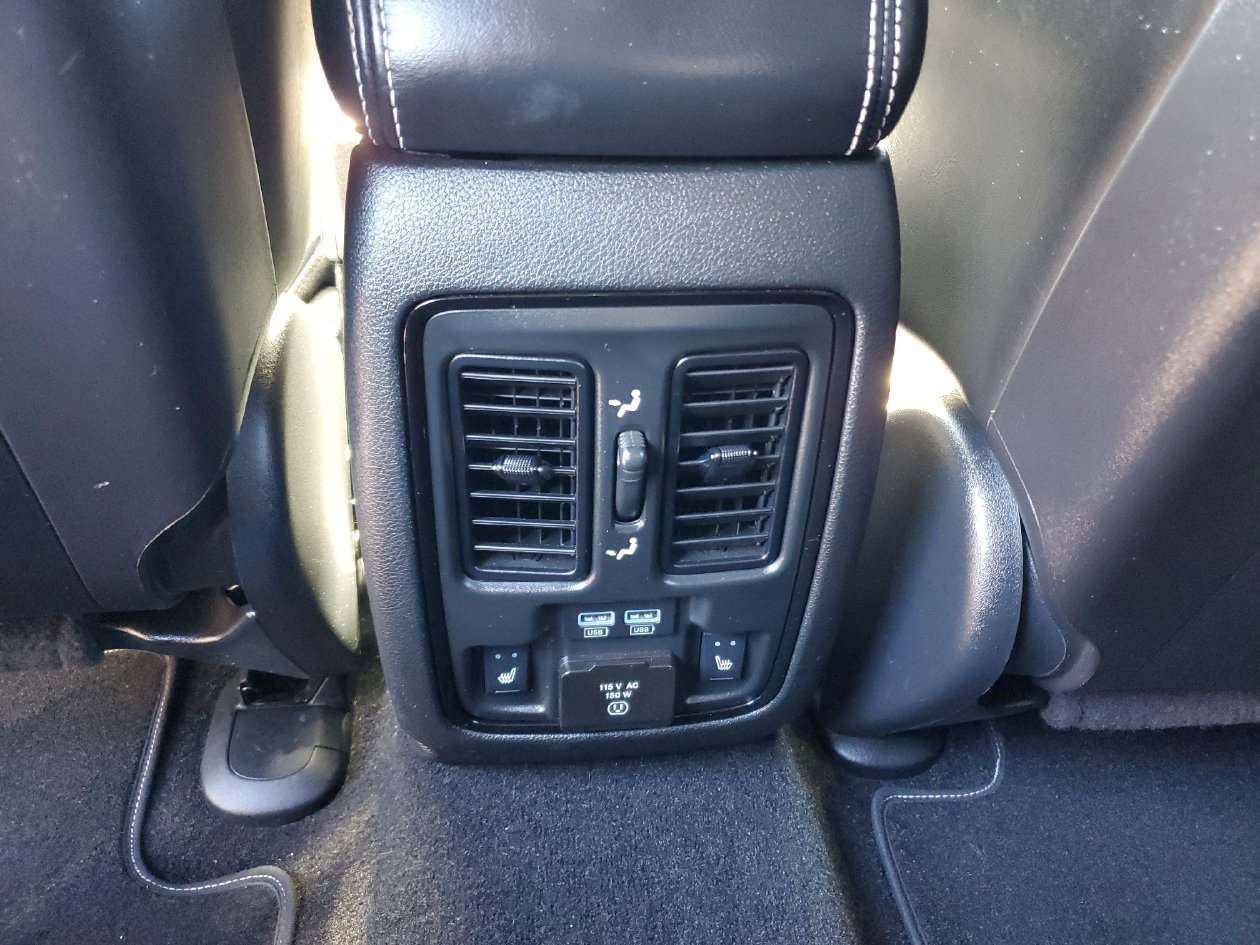 Used 2021 Dodge Durango SRT Hellcat w/ Technology Group AWD/4WD image 15