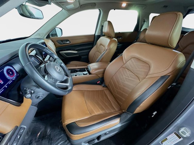 Certified 2022 Nissan Pathfinder Platinum w/ Cargo Package image 12