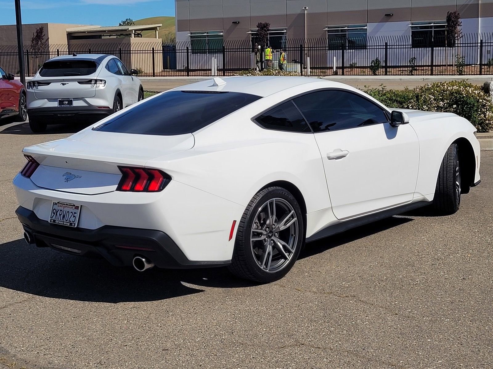 Used 2024 Ford Mustang Coupe image 4