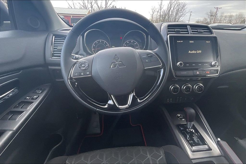Used 2024 Mitsubishi Outlander Sport Ralliart image 5