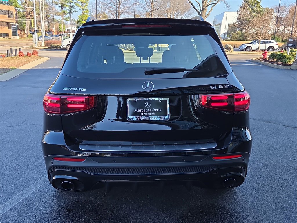 Certified 2025 Mercedes-Benz GLB 35 AMG 4MATIC image 4