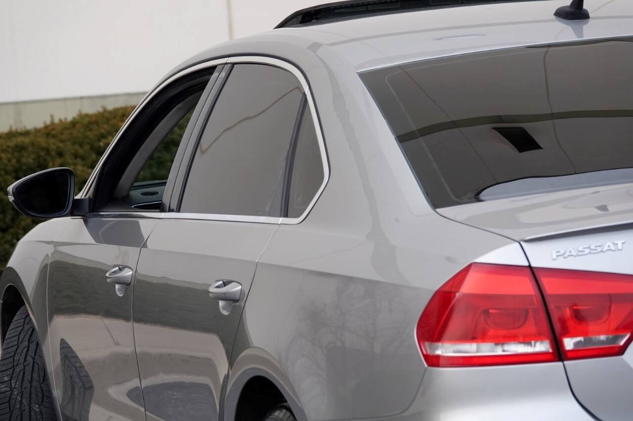 Used 2012 Volkswagen Passat TDI SE FWD image 45