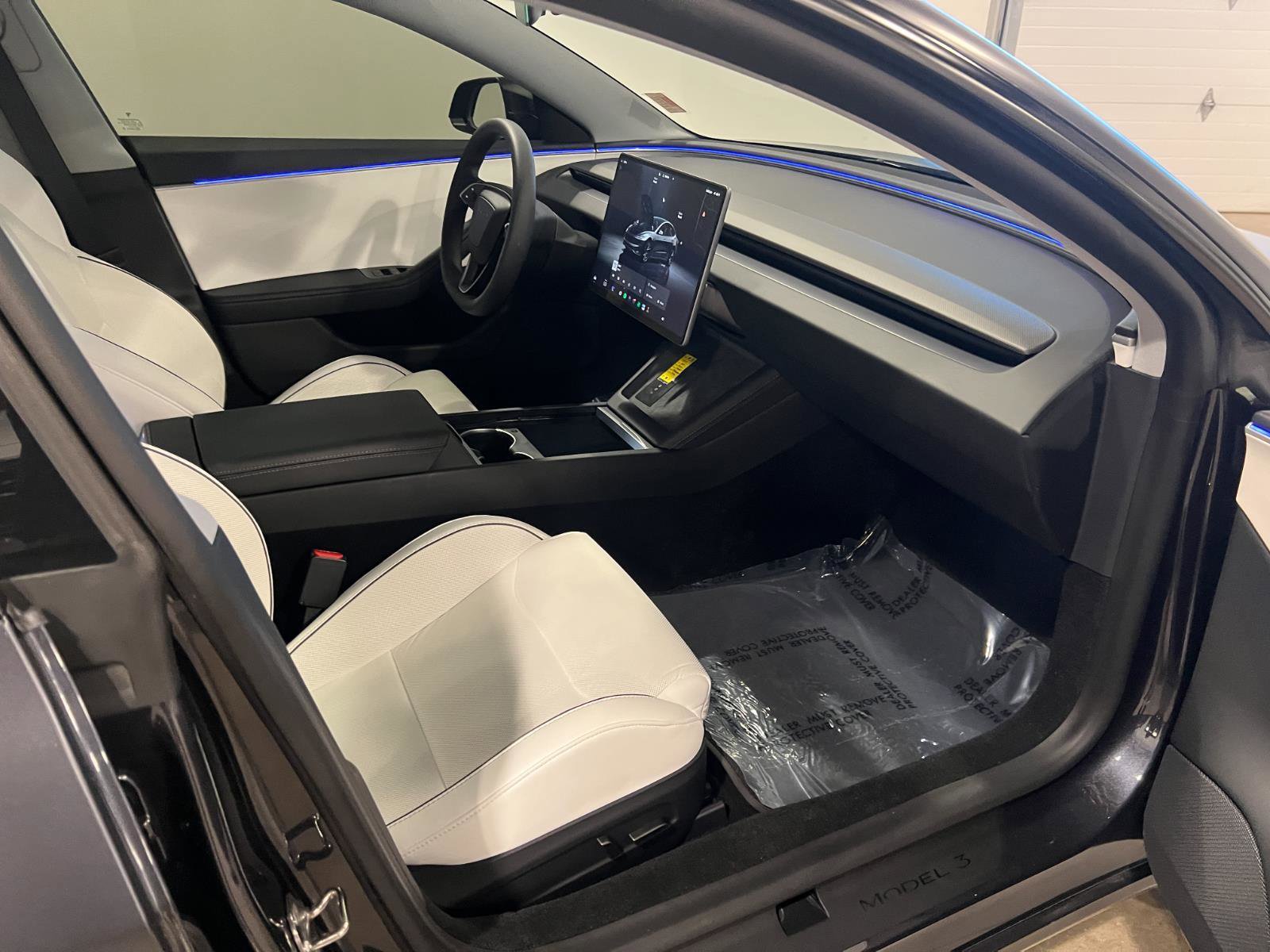 Used 2024 Tesla Model 3 Performance AWD/4WD image 38
