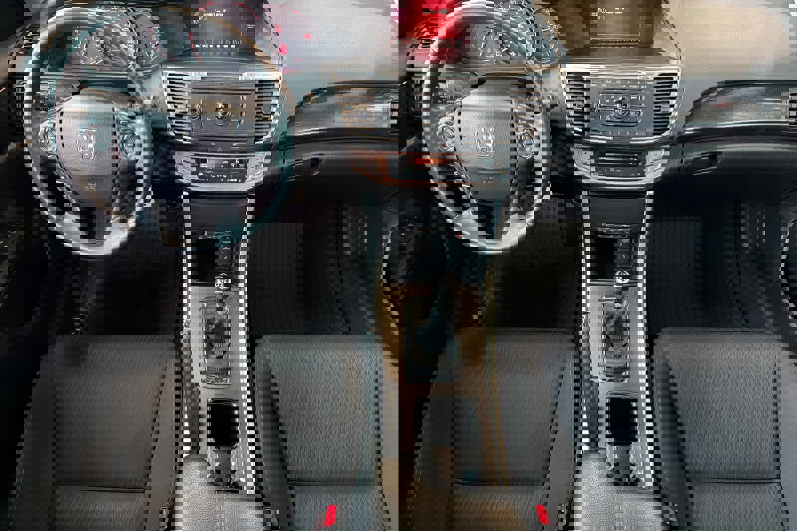 Used 2015 Honda Accord Sport image 3