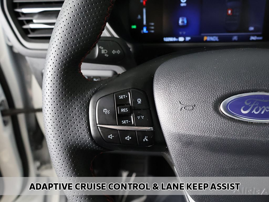 Used 2024 Ford Escape ST-Line w/ Tech Pack #1 AWD/4WD image 4