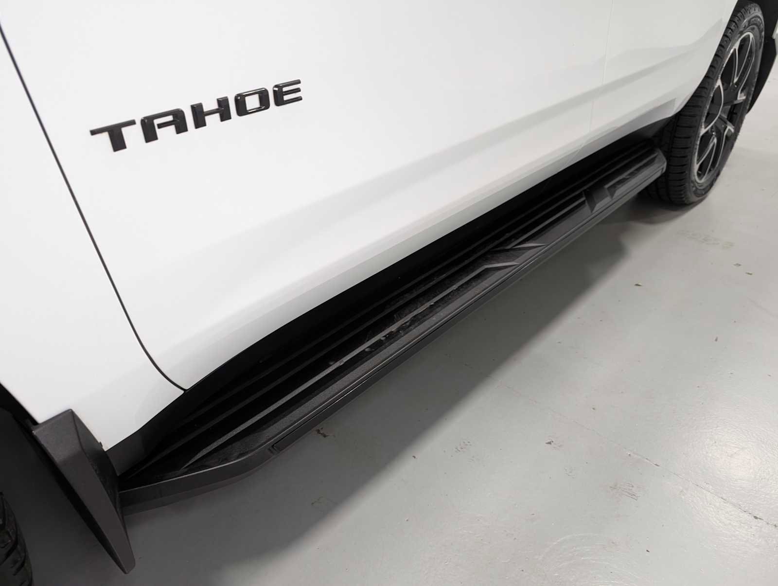 Used 2022 Chevrolet Tahoe RST w/ Luxury Package image 12