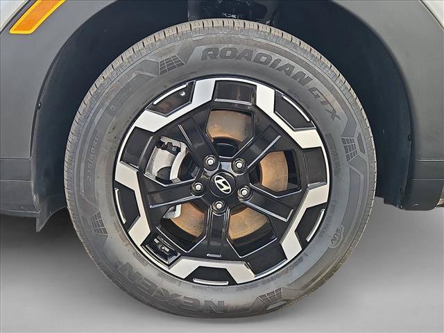 Used 2026 Hyundai Santa Fe SEL FWD image 23
