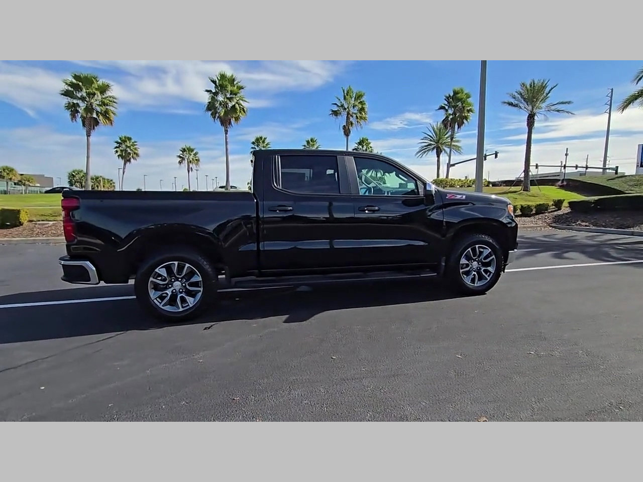 New 2026 Chevrolet Silverado 1500 LT w/ Z71 Off-Road Package AWD/4WD image 21