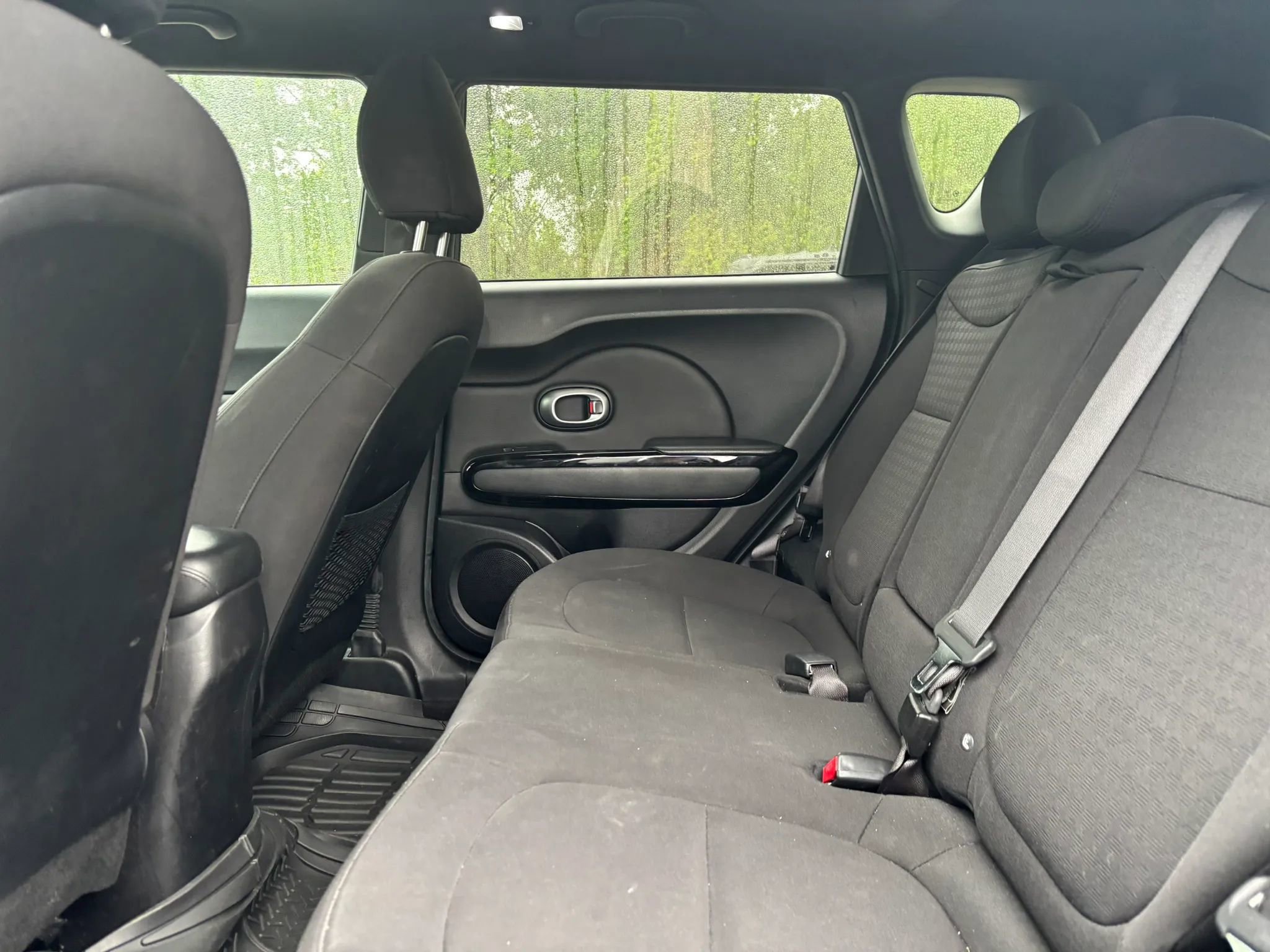 Used 2015 Kia Soul ! w/ Sun & Sound Package FWD image 11