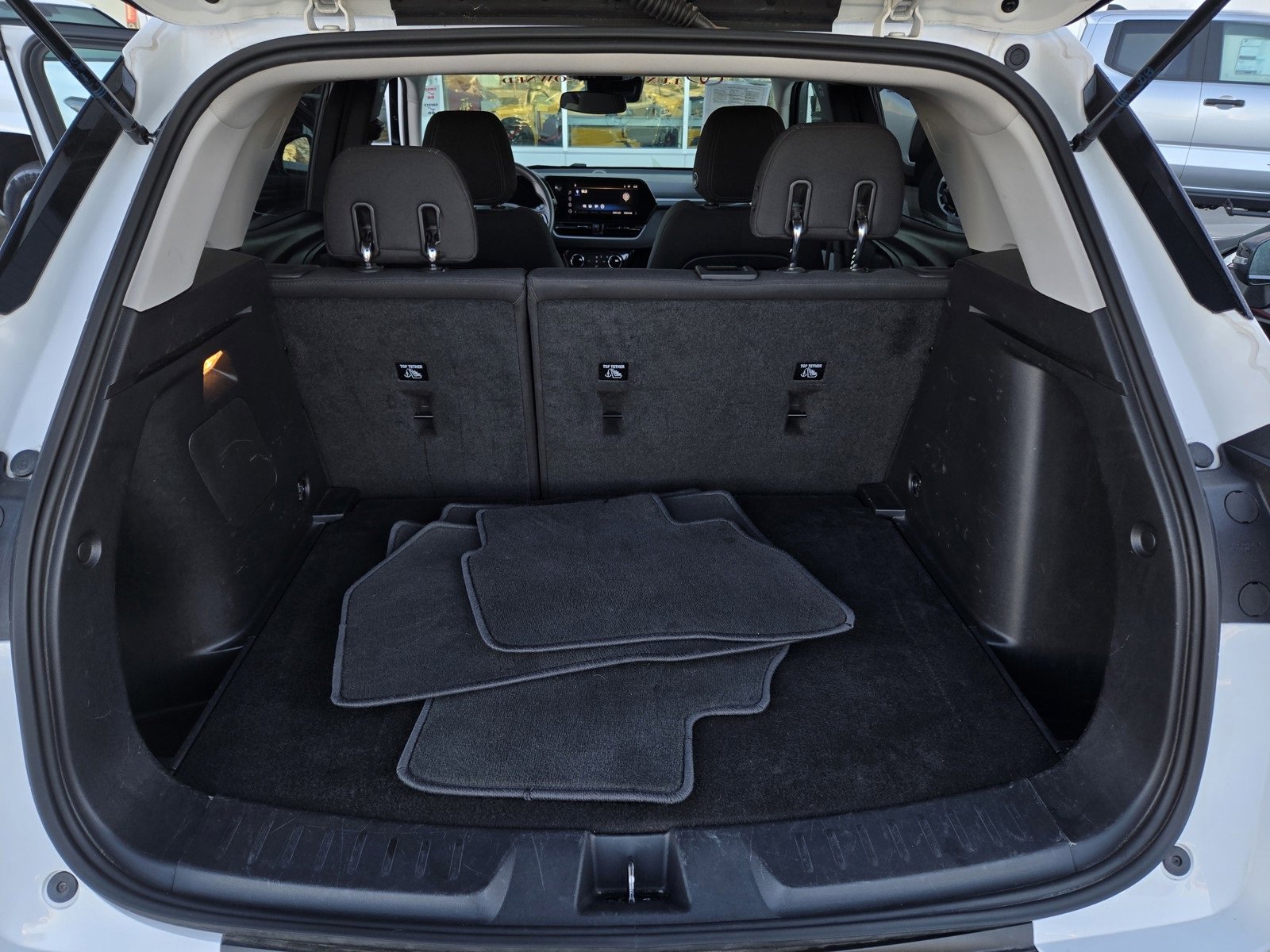 Used 2025 Chevrolet TrailBlazer LT image 24