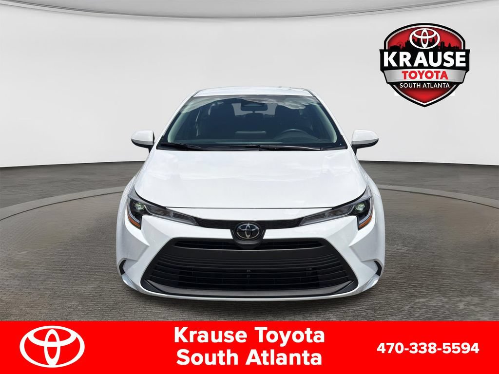 Used 2026 Toyota Corolla LE FWD image 2
