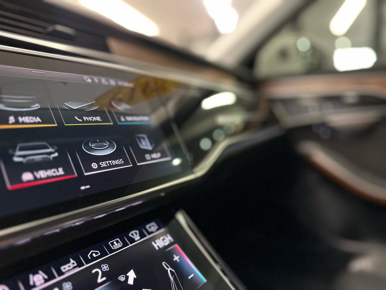 Used 2019 Audi A8 L 3.0T w/ Executive Package image 23