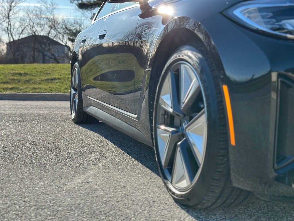 Certified 2024 BMW i4 xDrive40i w/ Premium Package image 9