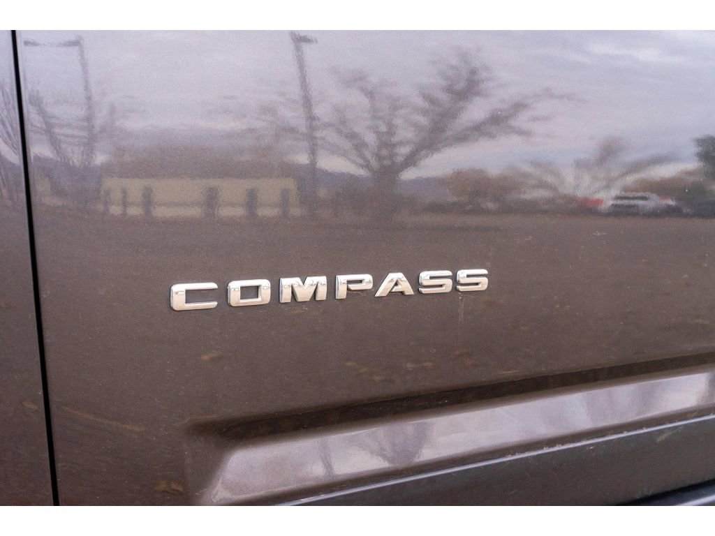 Used 2014 Jeep Compass Latitude image 31