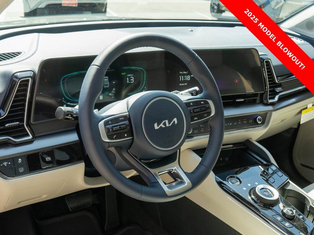 New 2025 Kia Sportage EX image 16