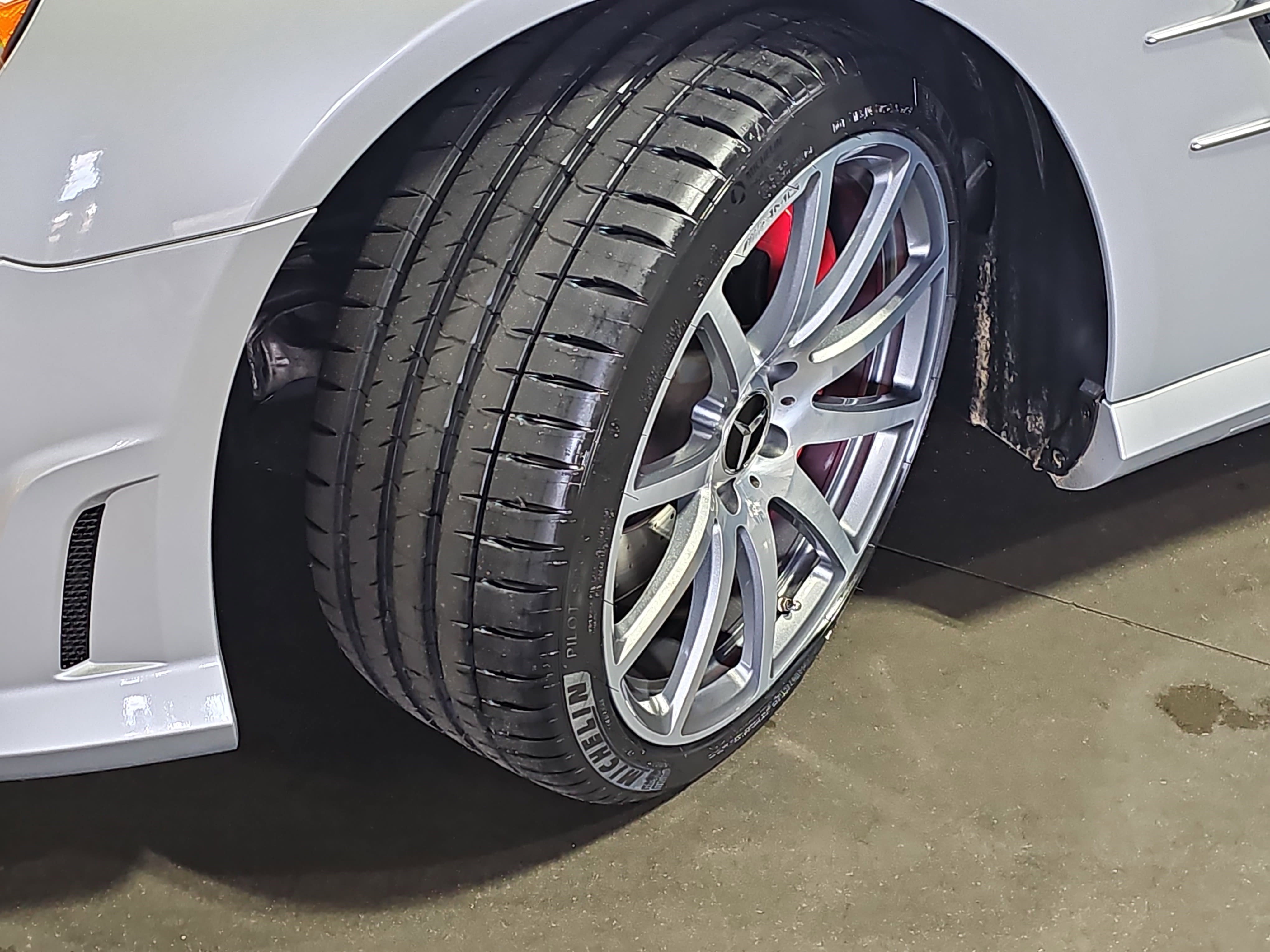 Used 2016 Mercedes-Benz SL 63 AMG image 31