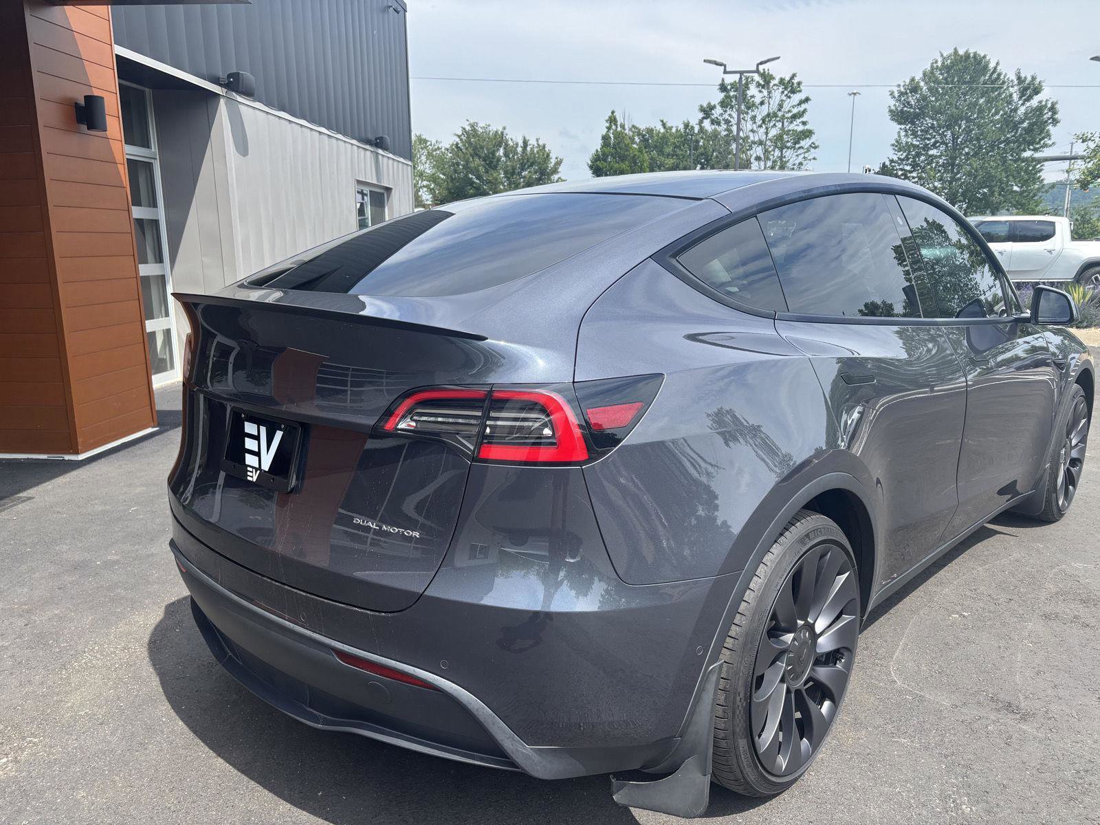 Used 2020 Tesla Model Y Long Range AWD/4WD image 10