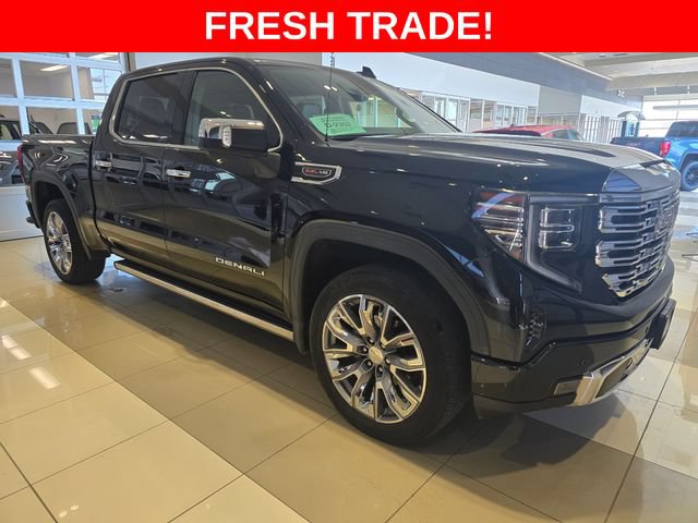 Used 2023 GMC Sierra 1500 Denali w/ Denali Reserve Package AWD/4WD image 7