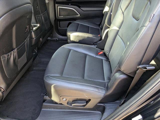 Used 2023 Kia Telluride S image 20