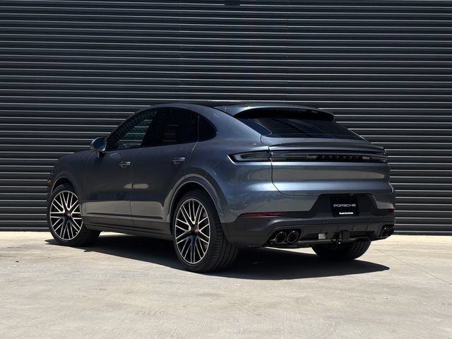 New 2026 Porsche Cayenne Coupe AWD/4WD image 3