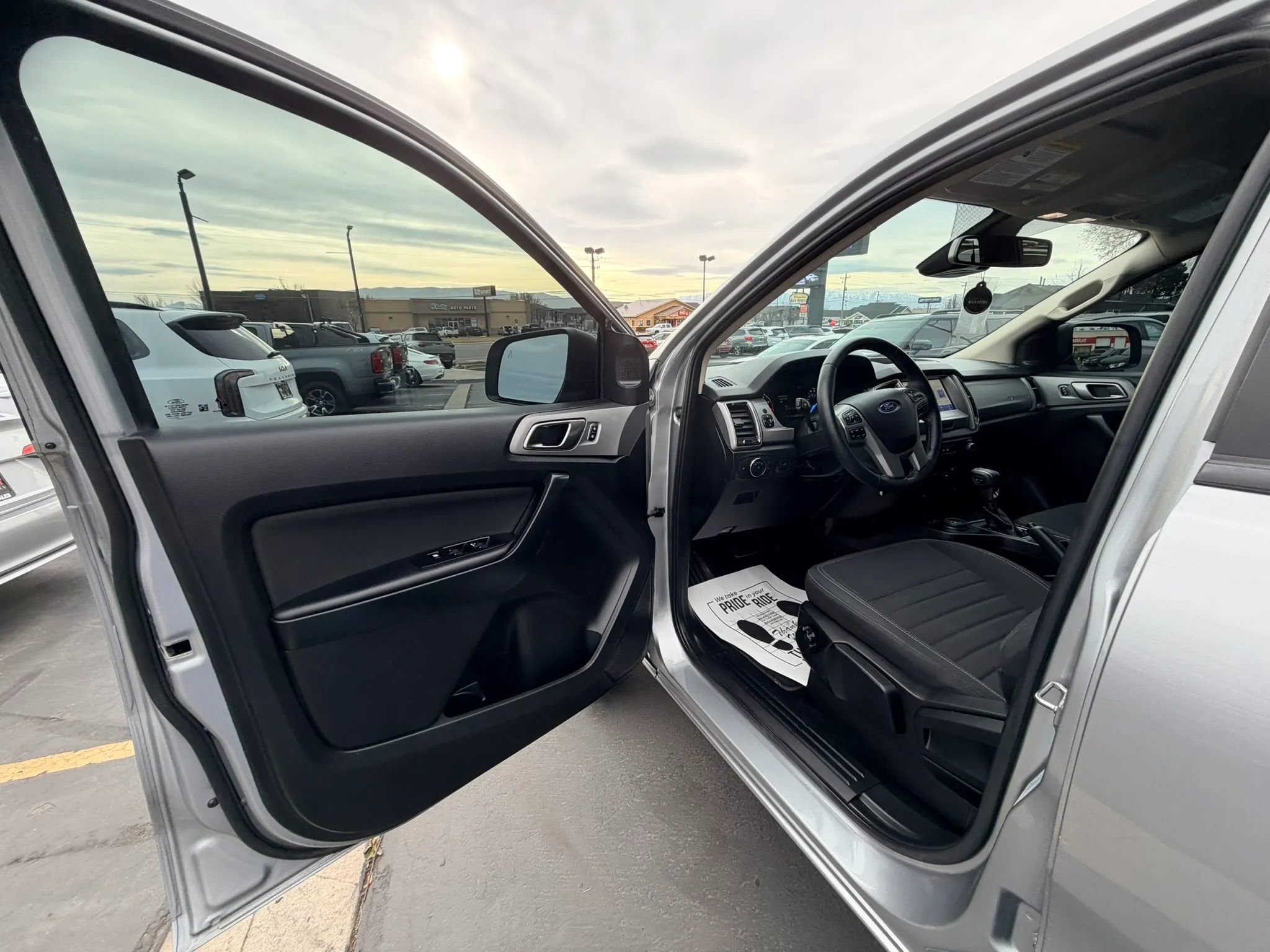 Used 2023 Ford Ranger XLT w/ Equipment Group 301A Mid image 10