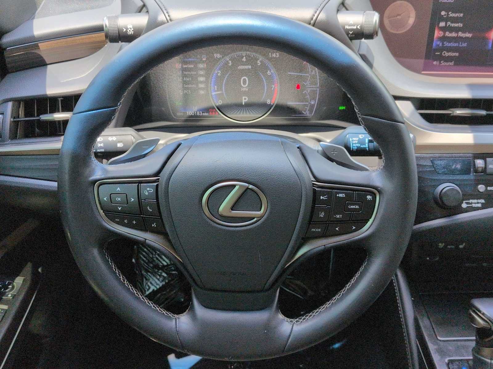 Used 2019 Lexus ES 350 w/ Premium Package FWD image 25