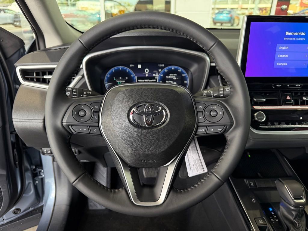 Used 2026 Toyota Corolla Cross XLE image 21