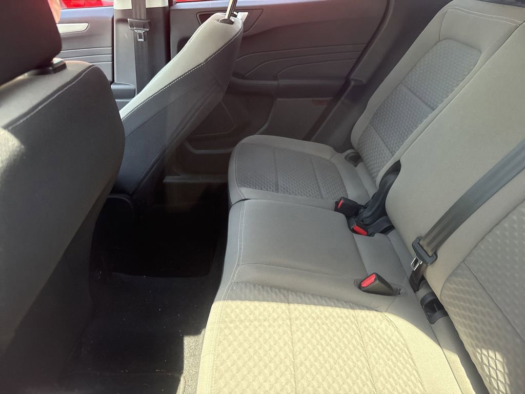 Used 2021 Ford Escape SE image 9