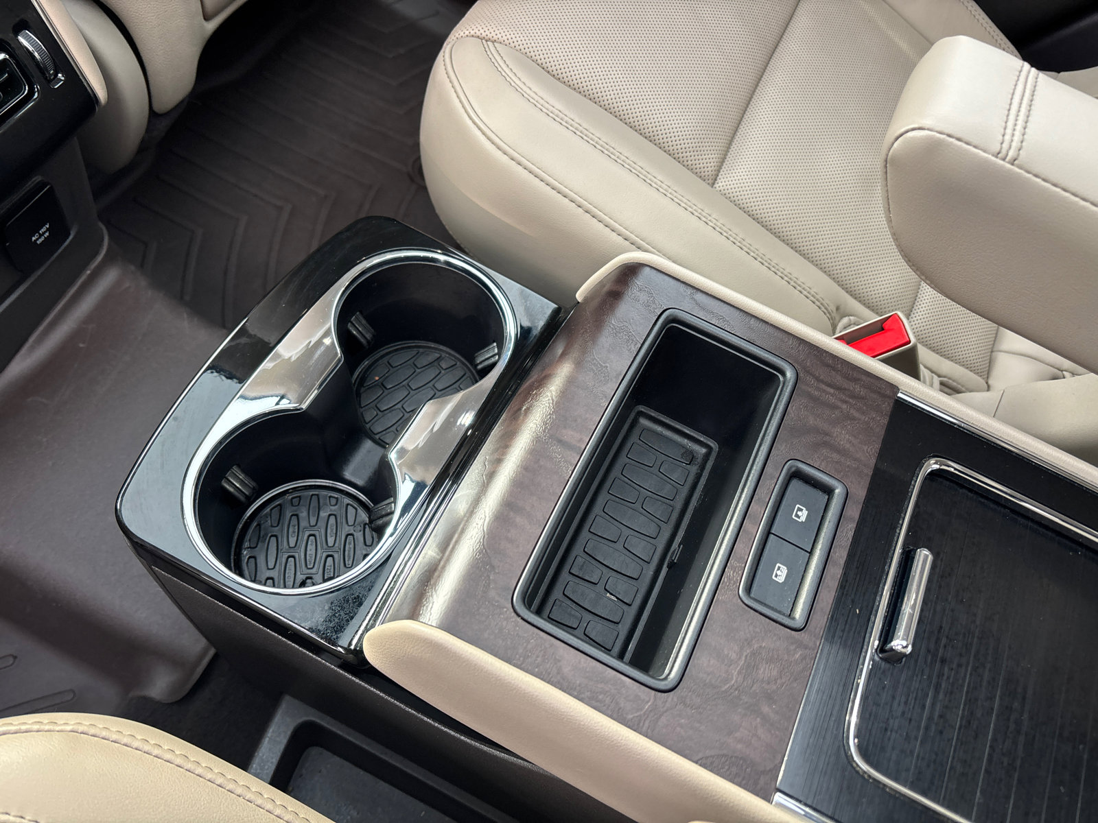 Used 2020 Lincoln Aviator Reserve w/ Equipment Group 202A image 33