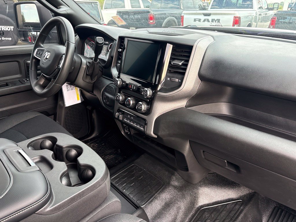 New 2027 RAM 3500 Tradesman AWD/4WD image 42