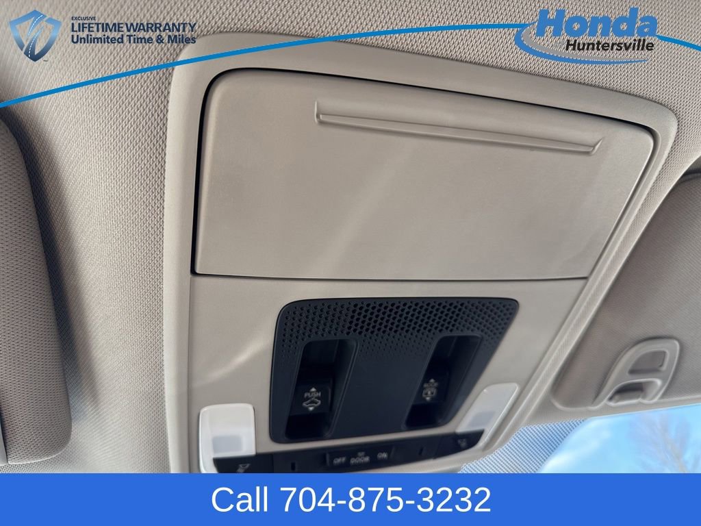 Used 2023 Honda Pilot Elite image 37
