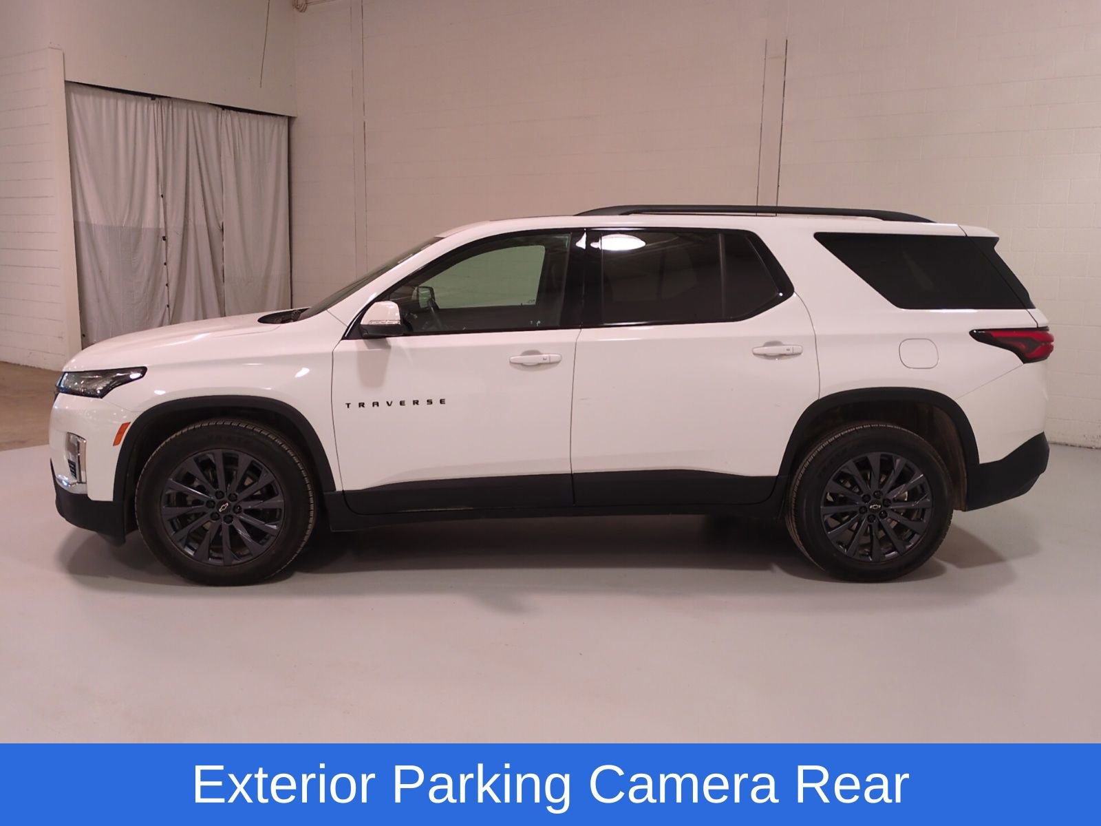 Used 2023 Chevrolet Traverse RS w/ LPO, Floor Liner Package AWD/4WD image 6