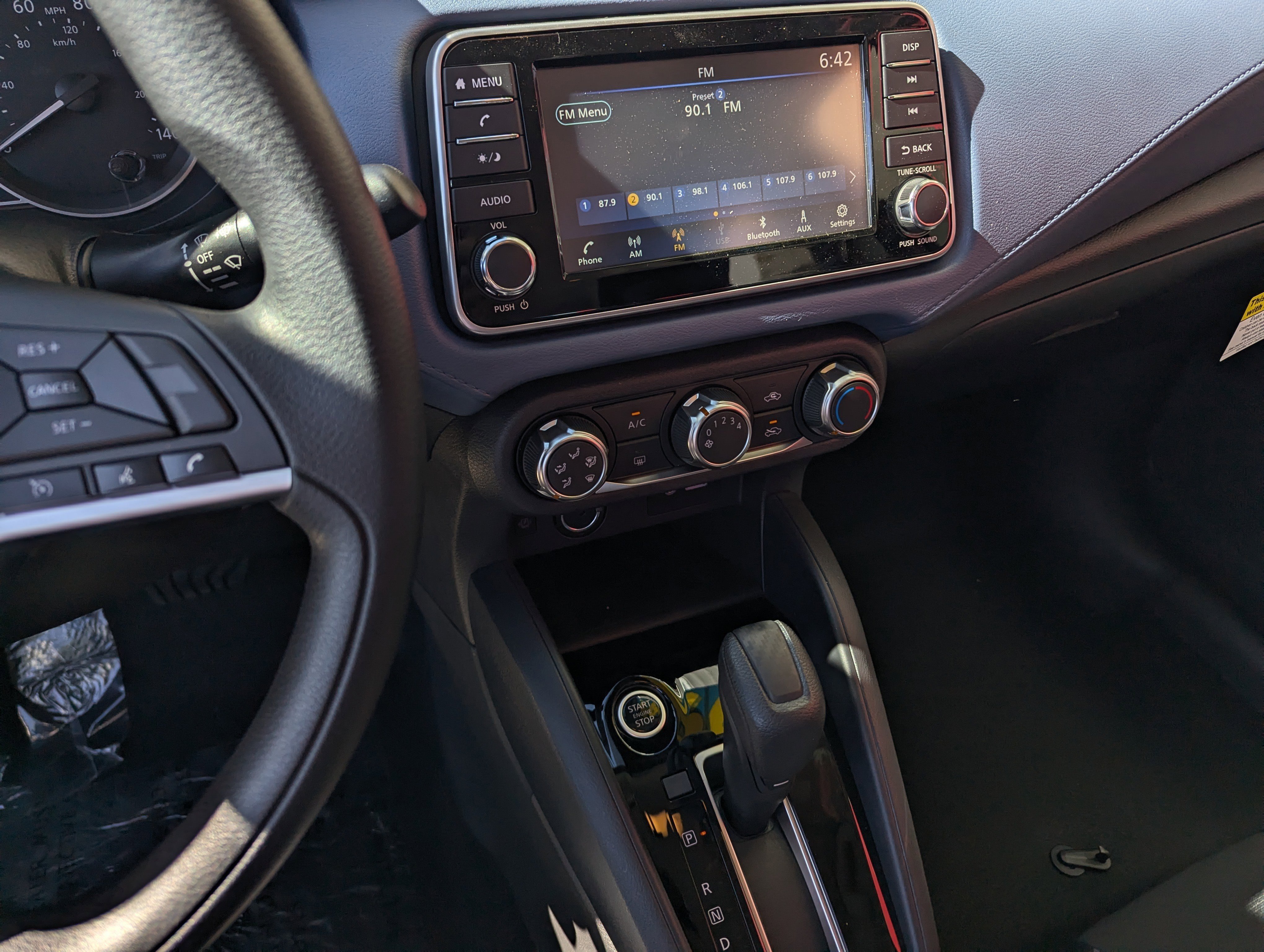 New 2025 Nissan Versa SV image 10