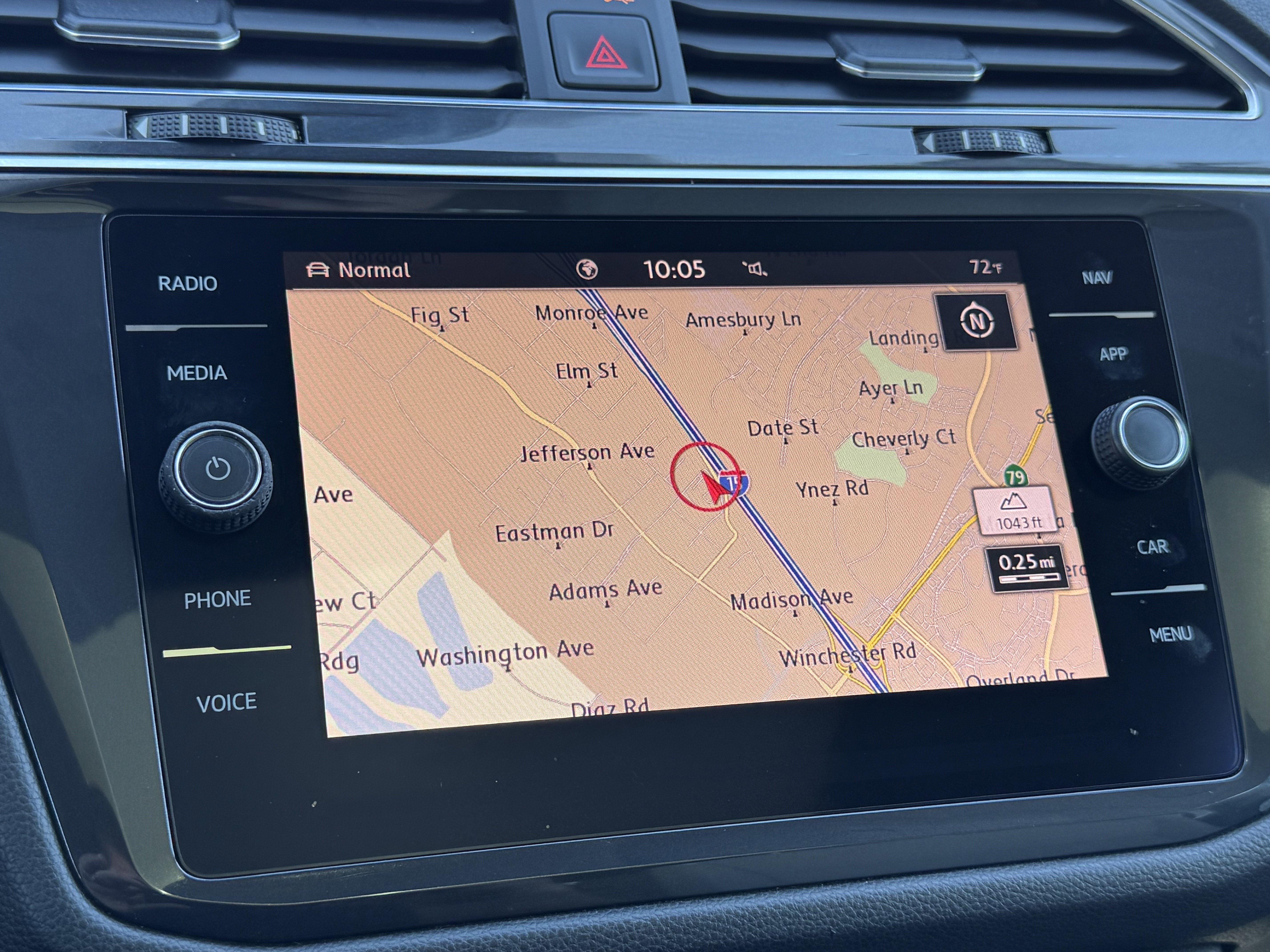 Used 2020 Volkswagen Tiguan SEL image 20