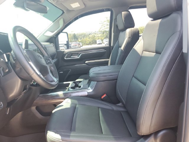 Used 2025 Chevrolet Silverado 2500 LTZ w/ Trail Boss Package AWD/4WD image 24