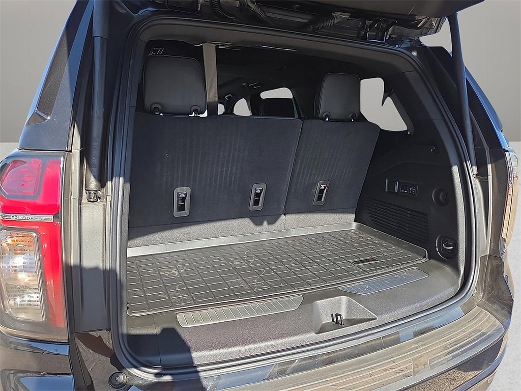Used 2024 Chevrolet Tahoe Z71 w/ Luxury Package image 8