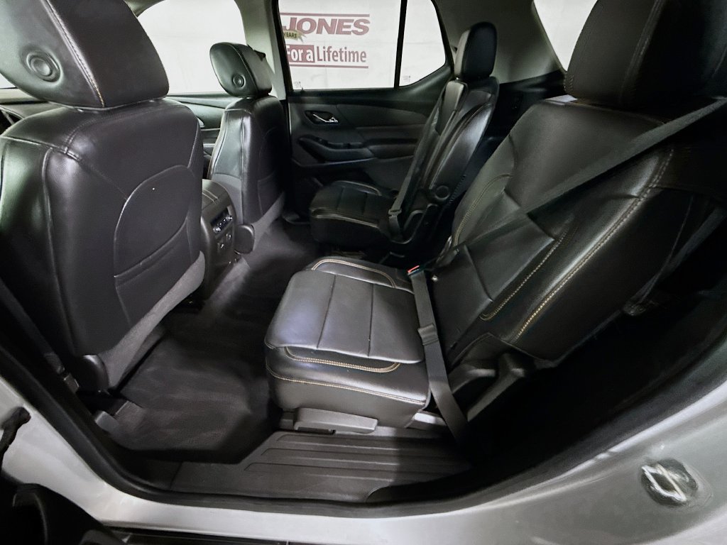 Used 2019 Chevrolet Traverse RS w/ LPO, Floor Liner Package AWD/4WD image 28