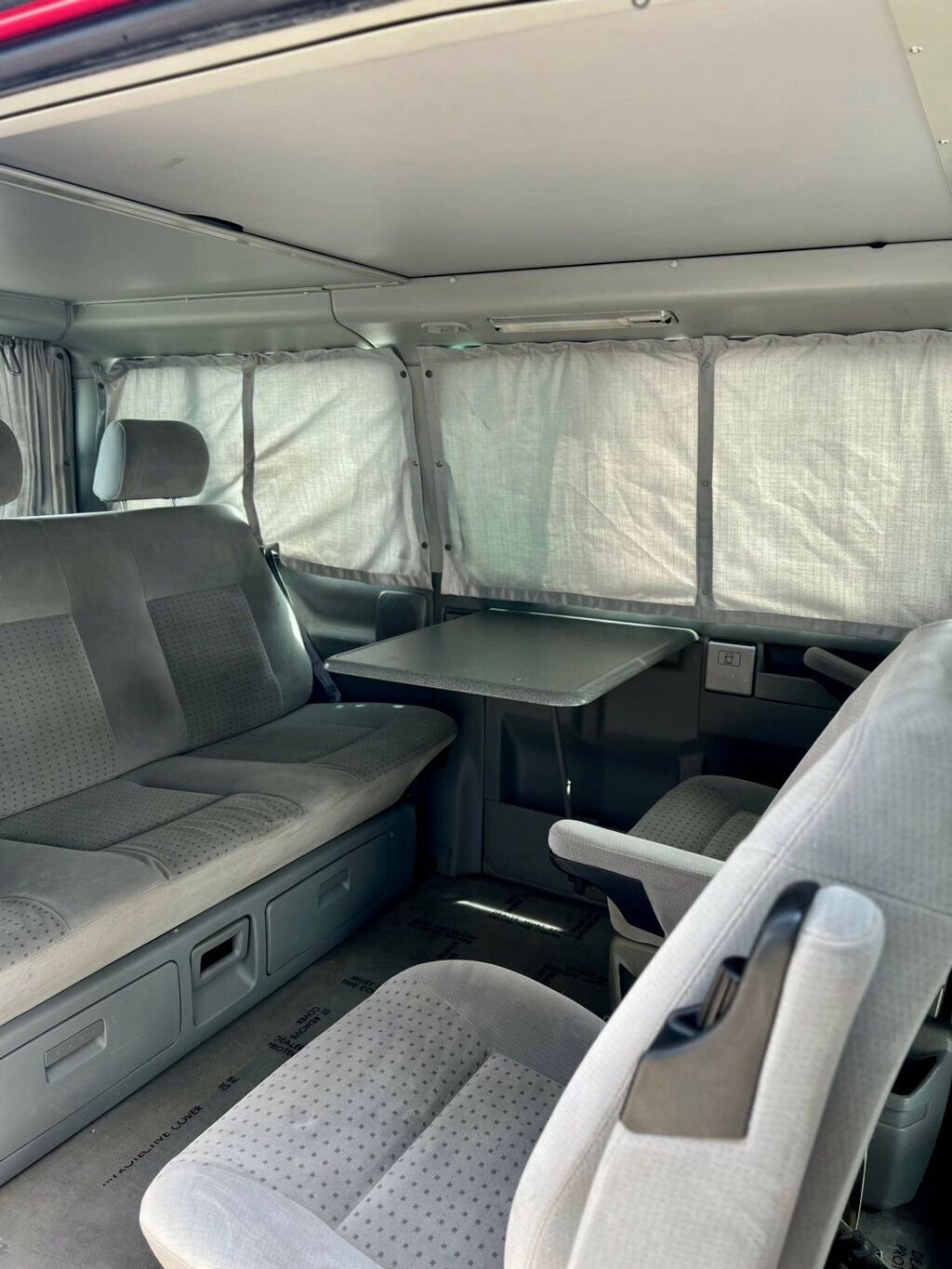 Used 2001 Volkswagen Eurovan FWD image 10