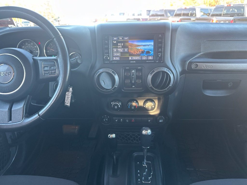 Used 2017 Jeep Wrangler Unlimited Sport w/ Quick Order Package 24S AWD/4WD image 21
