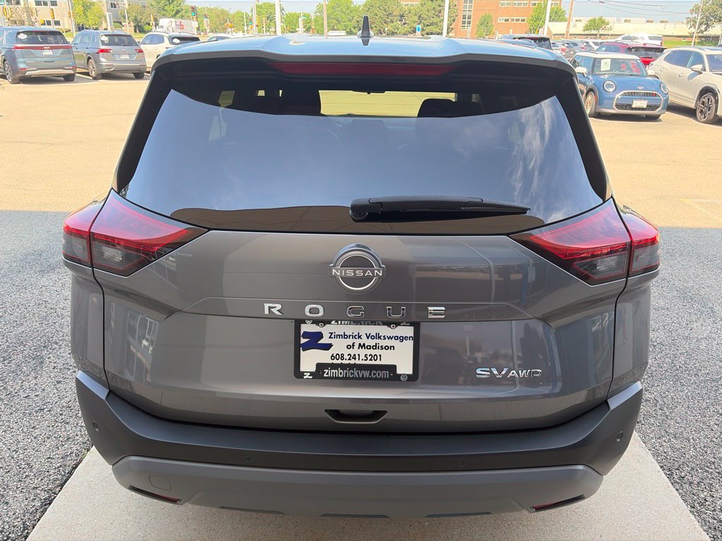Used 2023 Nissan Rogue SV AWD/4WD image 7