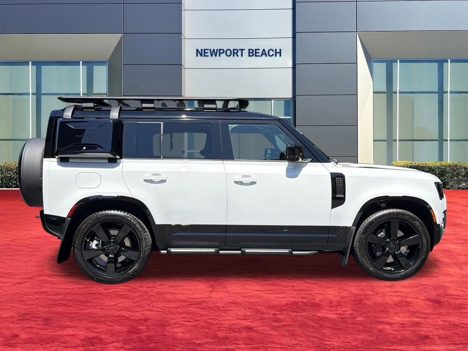 New 2026 Land Rover Defender 110 X-Dynamic SE AWD/4WD image 8